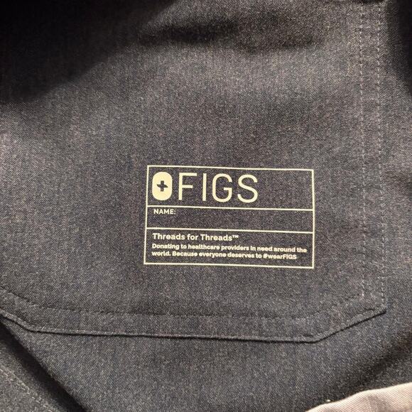 Figs Reversible Scrub Top Grey Women's Size XL Snap closure at Neck Healthcare - Picture 7 of 12